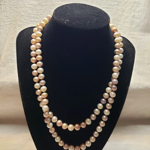 Elegant Vintage Cultured Pearl Necklace with 925 Silver Clasp - Picture 6 of 11